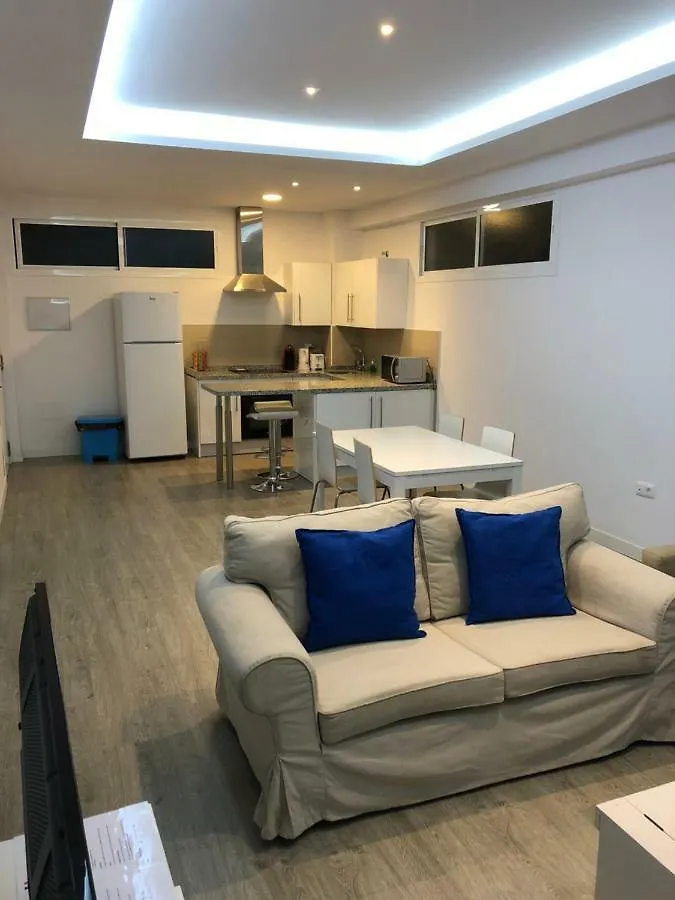 Ilios Carihuela Apartamentos Torremolinos 0*,