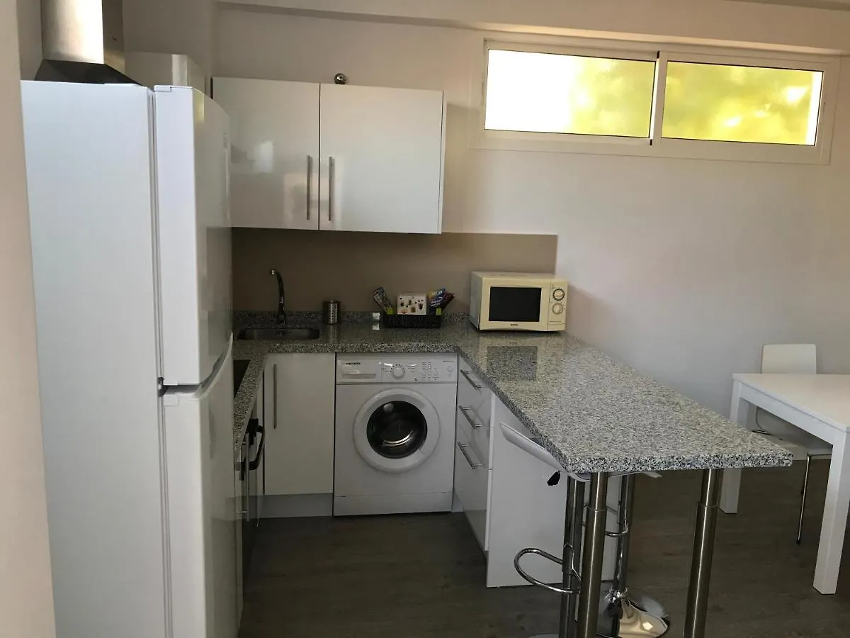 Ilios Carihuela Apartamentos Torremolinos 0*,